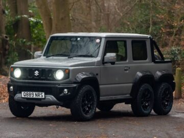 Deze Suzuki Jimny viert carnaval als Mercedes-AMG G63 6×6 (en staat te koop ...