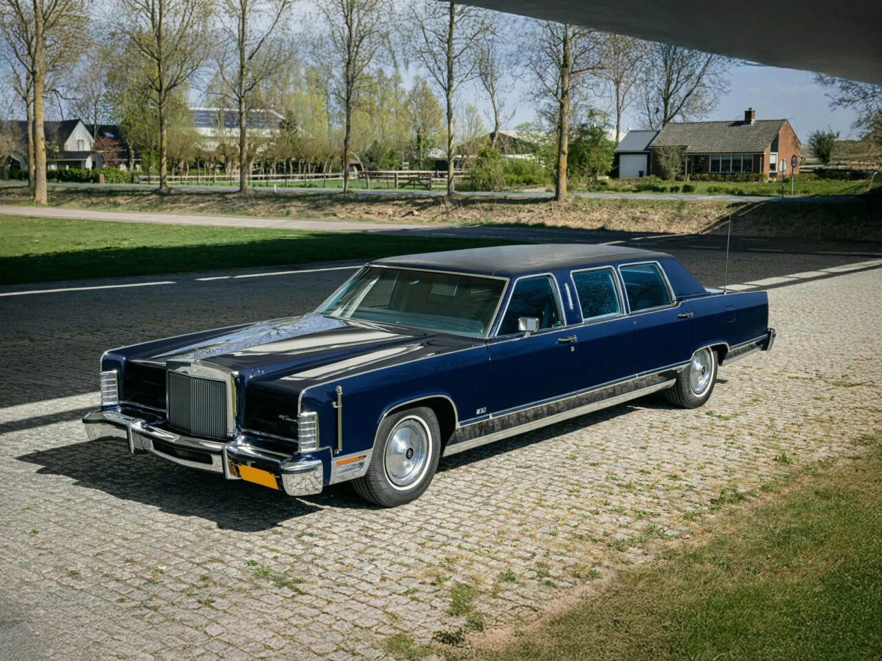 Deze koninklijke limousine kan van jou worden! ...