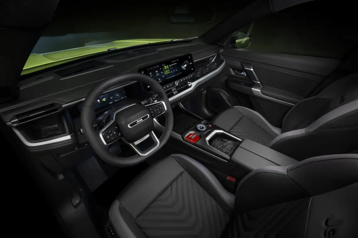 Het interieur van de nieuwe Jeep Compass ziet er keurig uit