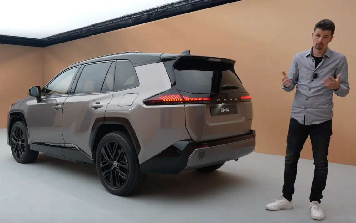 Achterkant Toyota RAV4