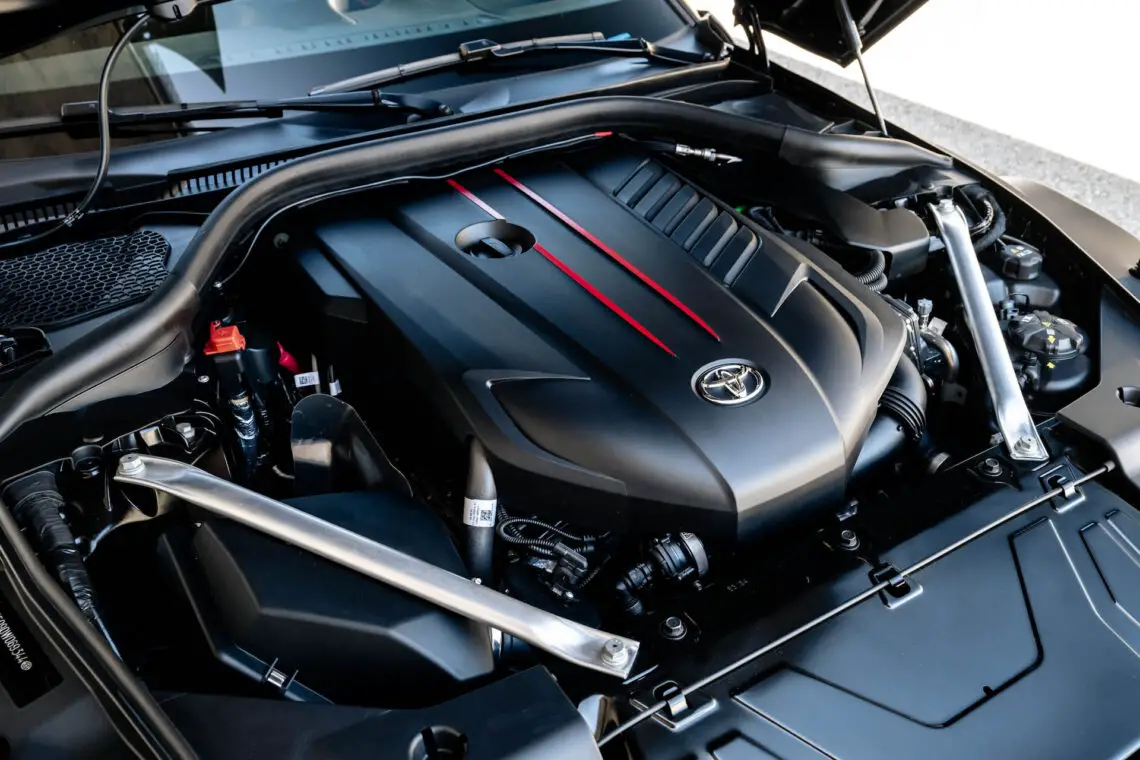 De motor van de Toyota GR Supra A90 Final Edition