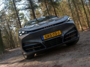 Review – Cupra Tavascan (2025) – Voor wie écht wat anders wil ...