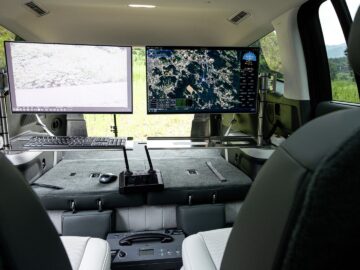 Waarom deze Hyundai een rijdend commandocentrum is ...