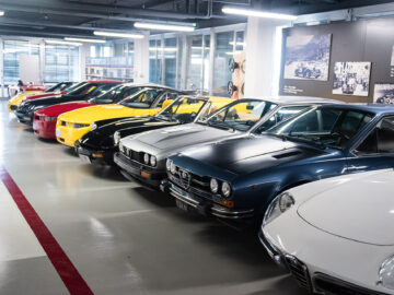 Een exclusief kijkje in de geheime archieven van het Alfa Romeo Museum ...