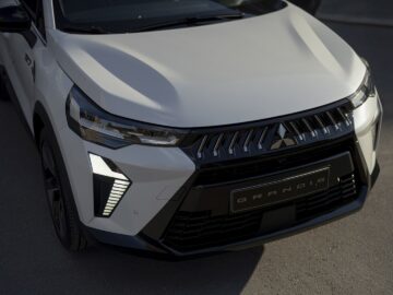 Nieuwe Mitsubishi Grandis doet één ding veel beter dan de Renault waarop hij g ...