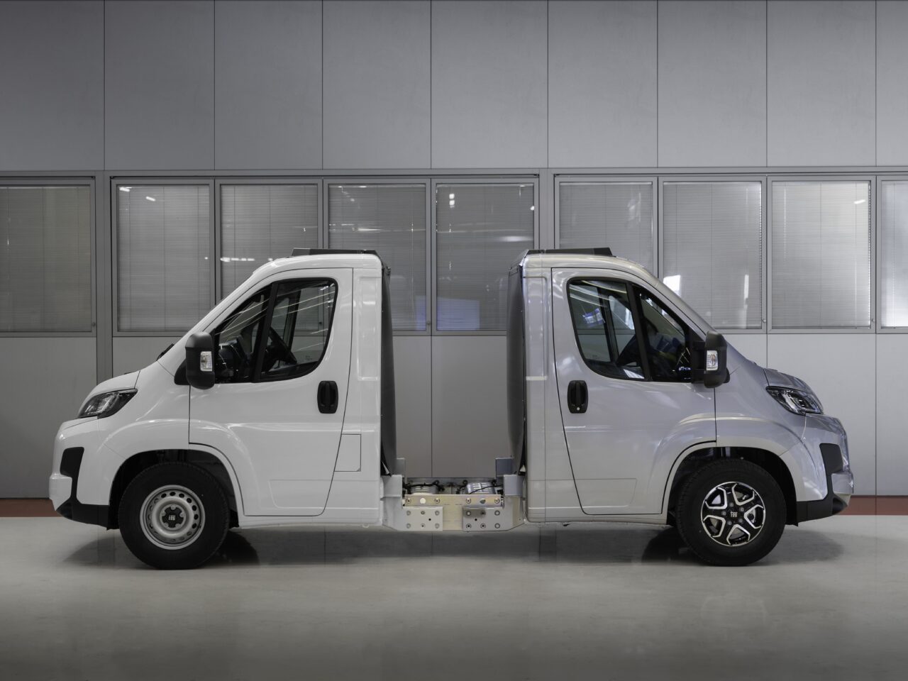 Waarom staan Fiat bedrijfswagens rug-aan-rug? ...
