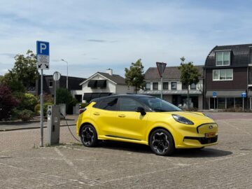 Ford Puma Gen-E - openbare lader