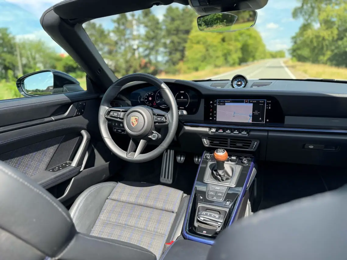 Interieur Porsche 911 Carrera T Cabriolet 2025
