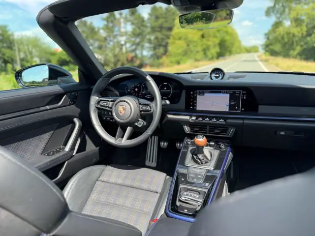 Interieur Porsche 911 Carrera T Cabriolet 2025