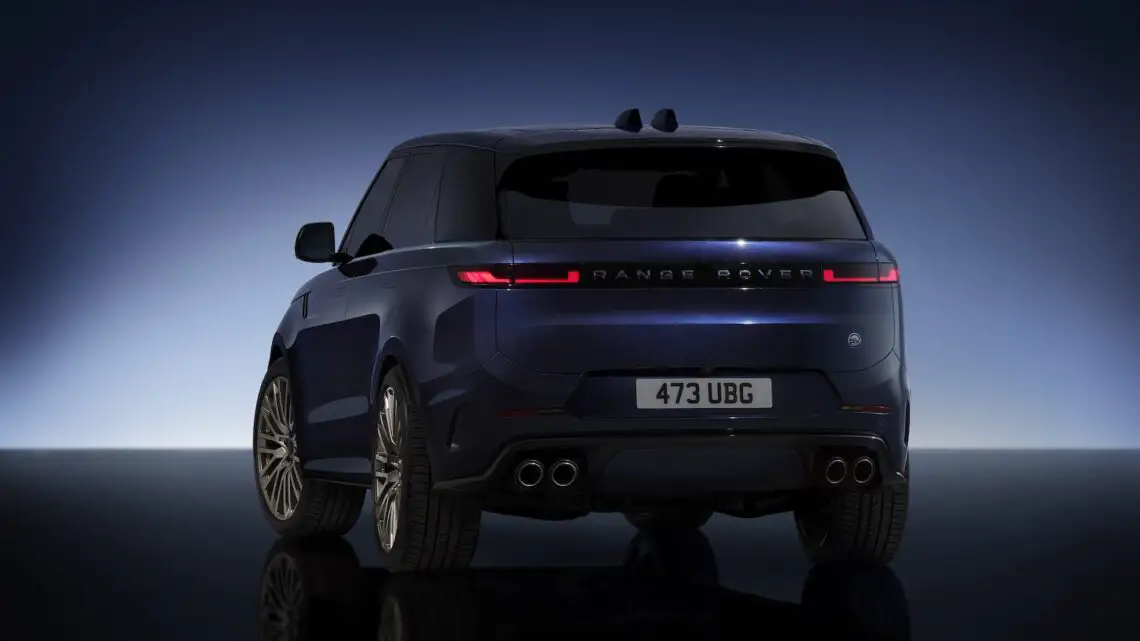 Range Rover Sport SV Bespoke Nocturne 2025