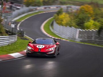 Deze Chinees verbreekt Nürburgring-record en duikt onder de zeven minuten ...