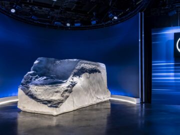 Mercedes-Benz Vans “Past meets Future” Neuhausen 2025 / The Boulder 

Merced ...