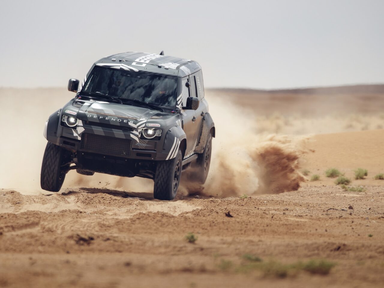 Land Rover Defender Dakar D7X-R