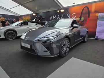 Lexus ES 2026 tijdens EV Experience 2025 op Circuit Zandvoort