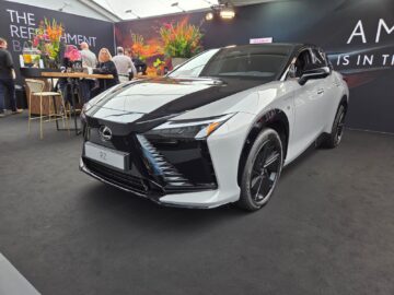 Lexus RZ 550e F Sport tijdens EV Experience 2025