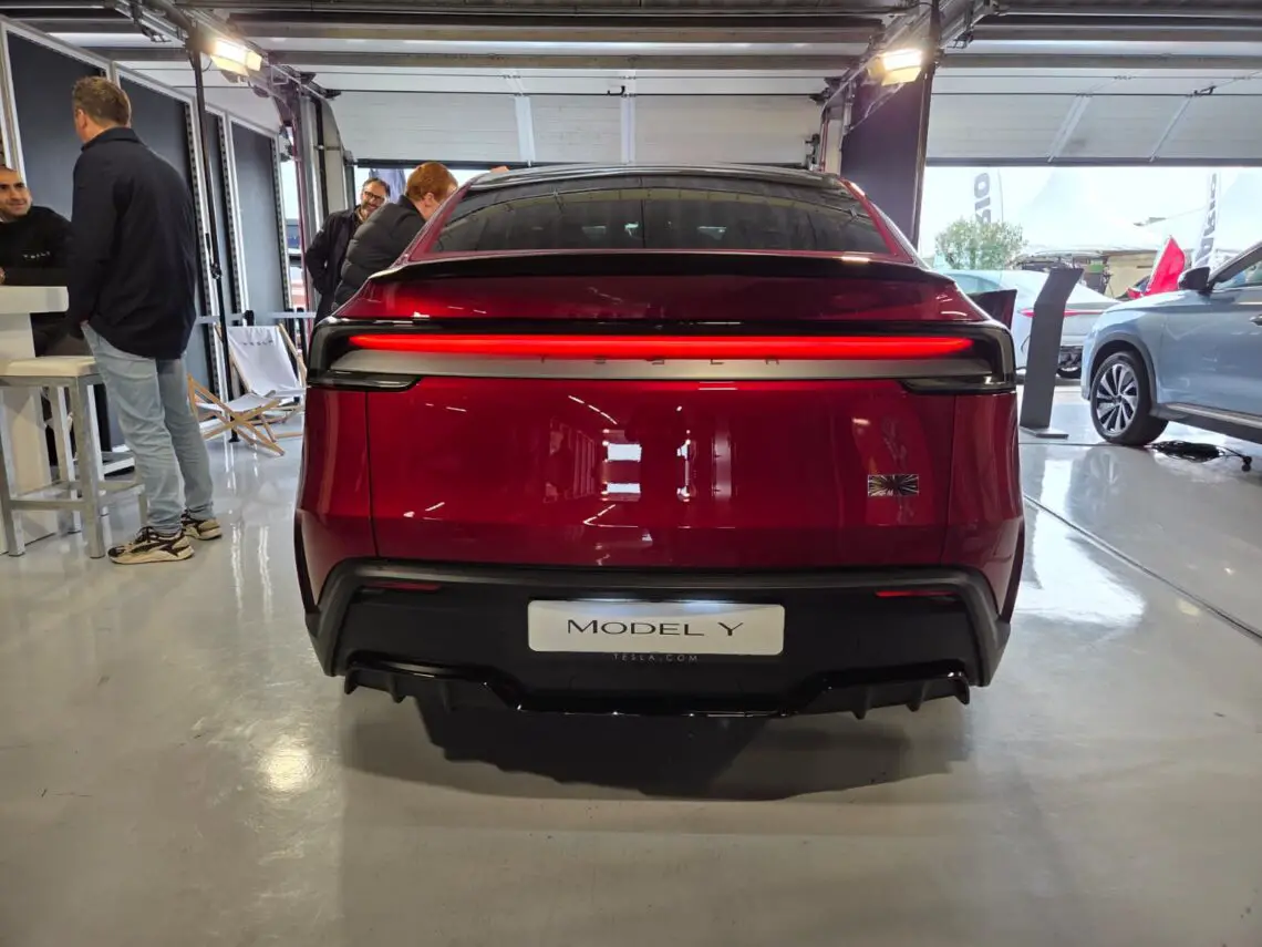 Achterkant Tesla Model Y Performance tijdens EV Experience 2025