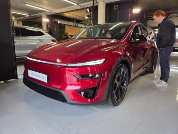 Achterkant Tesla Model Y Performance tijdens EV Experience 2025