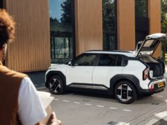 Voor 2.000 euro haalt Kia de achterbank uit je EV3 ...