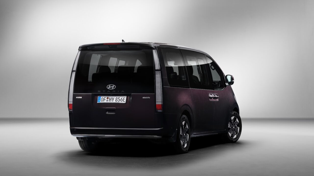 Achterkant Hyundai Staria EV