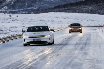 Grote EV-test in de Noorse vrieskou: Lucid Air komt het verst, maar dit is de ec ...