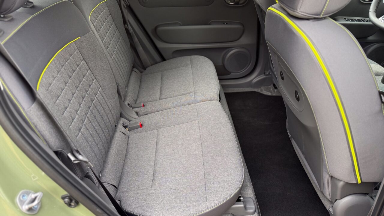 Volop ruimte op de achterbank