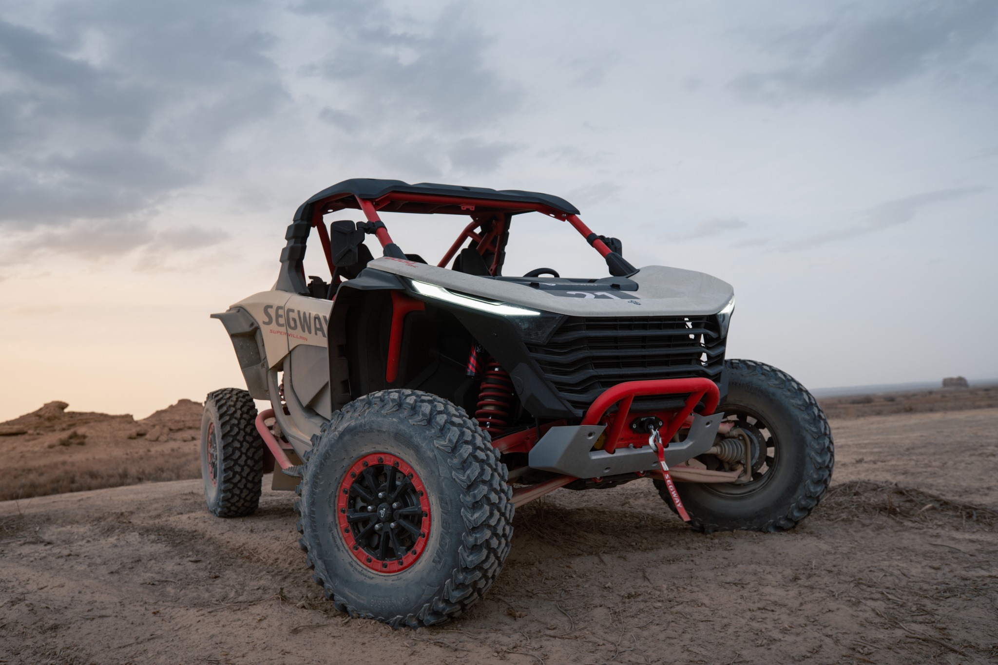 Segway Powersports Supervillain SX20 Turbo, ook een side-by-side-voertuig