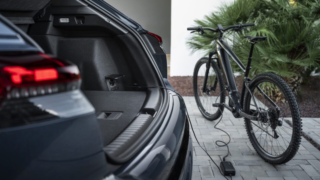 Lavendelgrijs, Vehicle-to-Load (V2L)