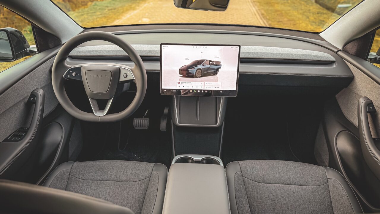 Interior Tesla Model Y Estándar