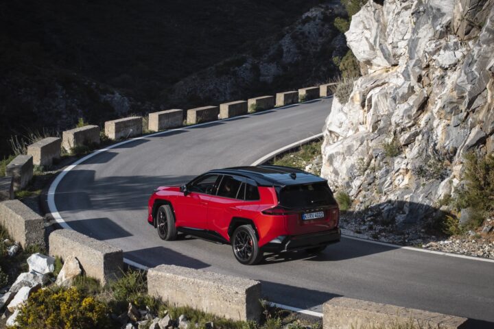 Toyota RAV4 Plug-in Hybrid 2026