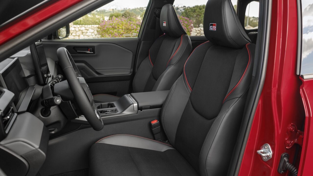 Interieur Toyota RAV4 GR SPORT