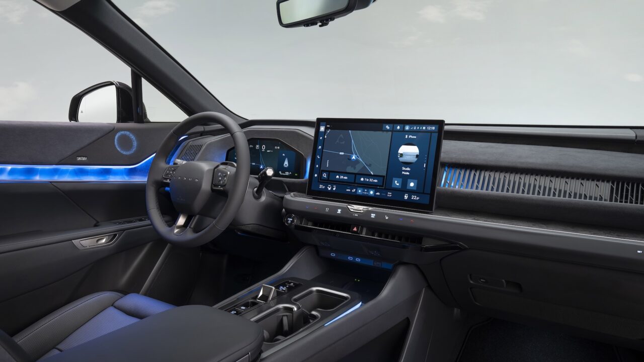 Interieur Lexus TZ