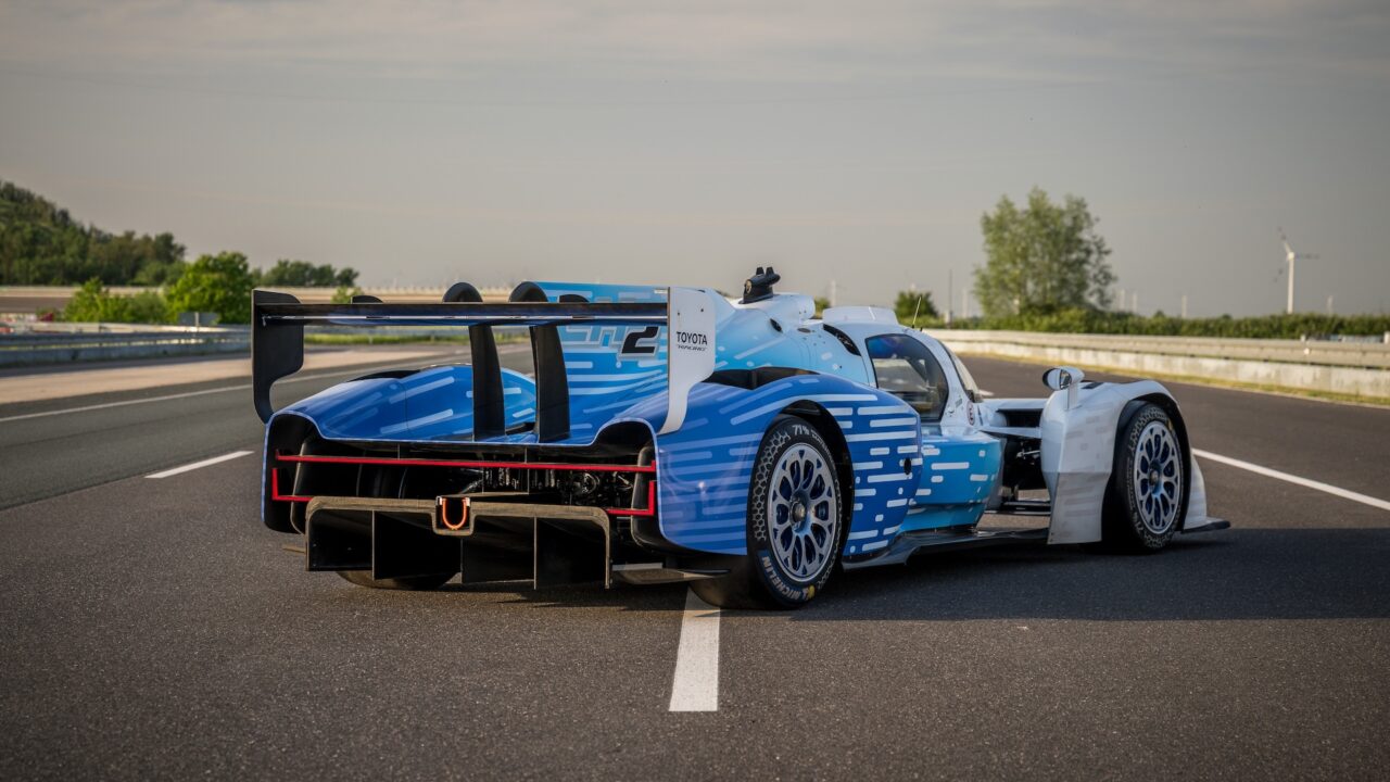 TR LH2 Racing Prototype