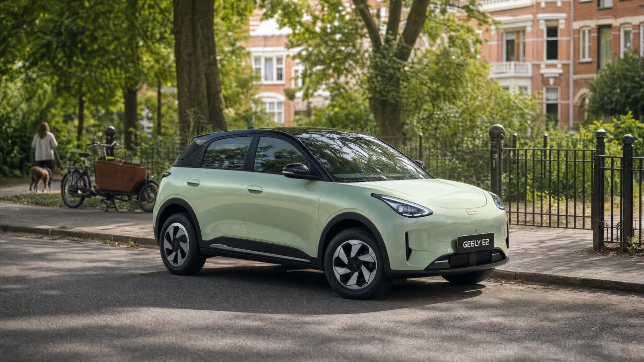 Geely E2