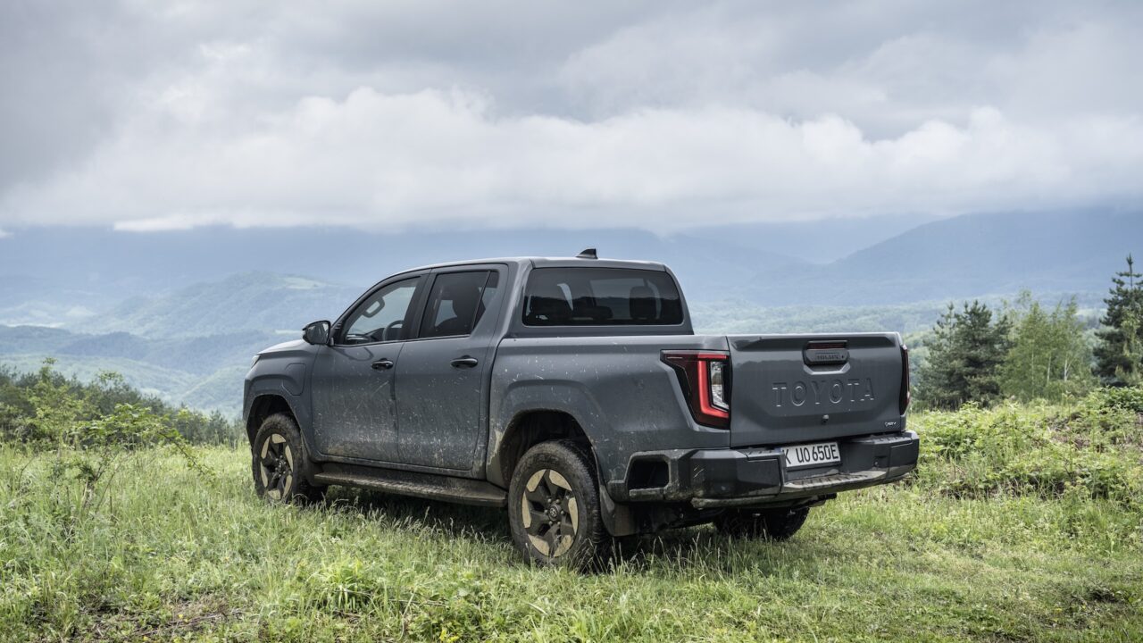 Toyota Hilux Electric 2026