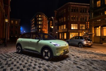 Geely E2