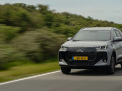 Review – Chery Tiggo 7 (2026), veel plug-in hybride voor relatief weinig geld? ...