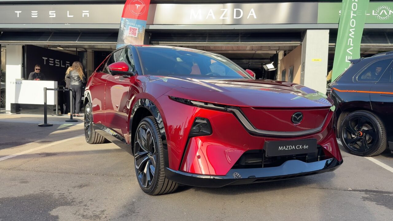 Mazda CX-6e