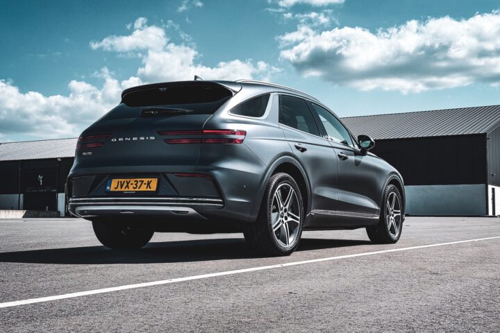 Review – Genesis GV70 Electric (2026): Bentley-gevoel zonder Bentley-prijs ...