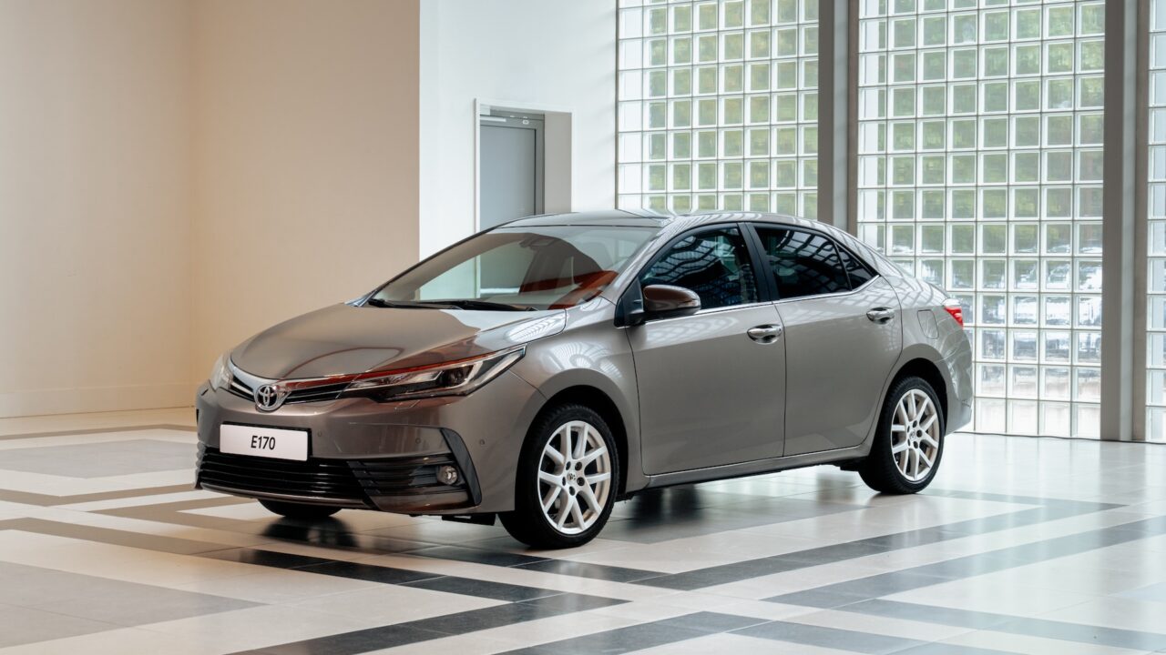 De Toyota Corolla E170