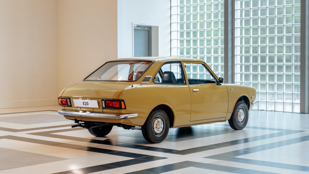 De Toyota Corolla E20