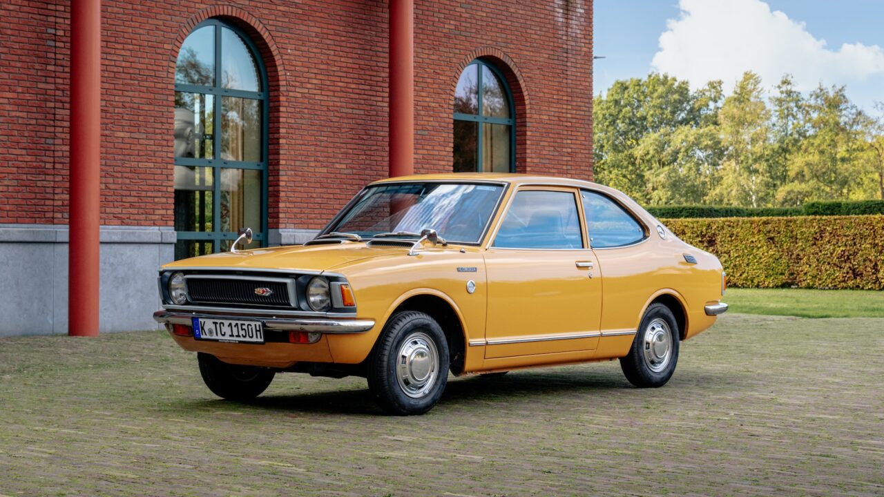 De Toyota Corolla E25