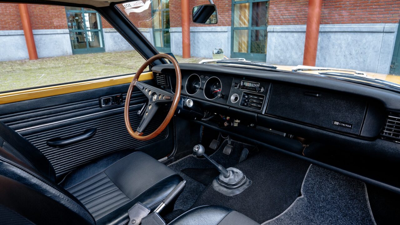 De Toyota Corolla E25