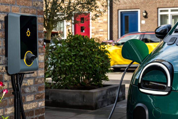 Salderingsregeling stopt: elektrische auto thuis laden wordt relevanter dan ooit ...