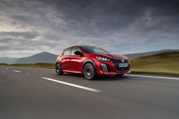 Peugeot e-208 GTi