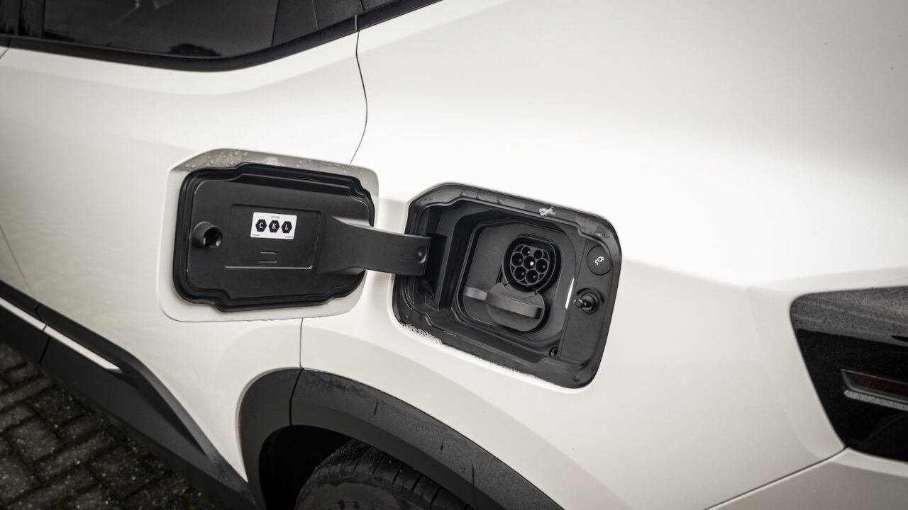 Dankzij 800V kan de auto veel sneller opladen