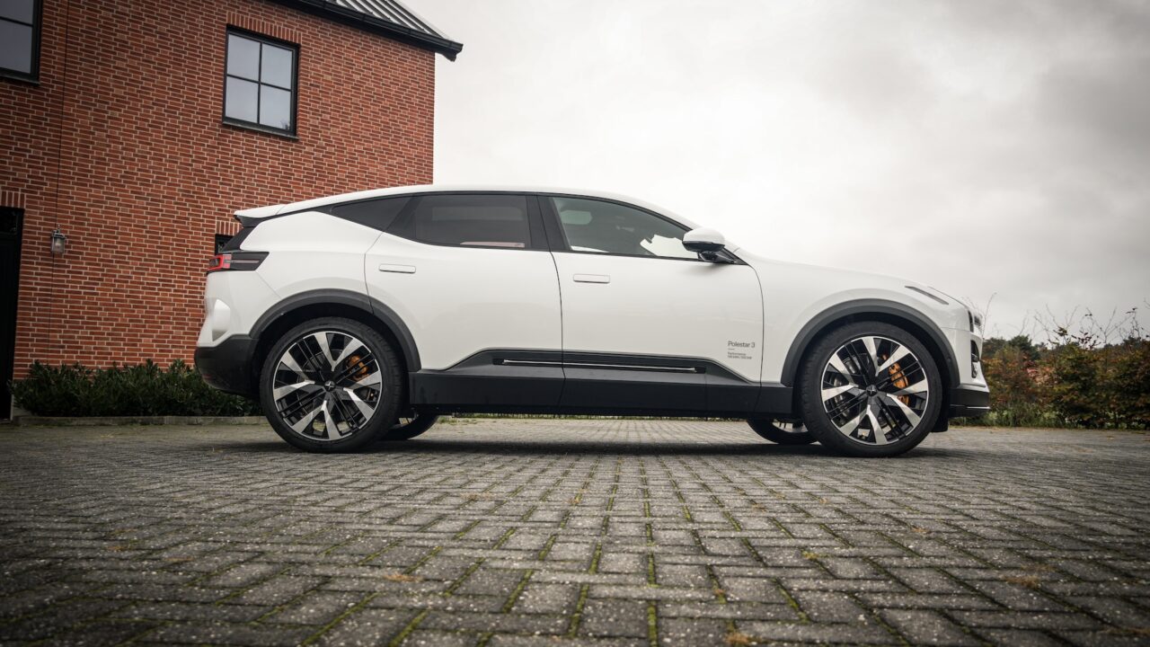 De zijkant van de Polestar 3