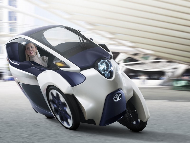 Toyota i-ROAD concurrent van Renault Twizy? ...