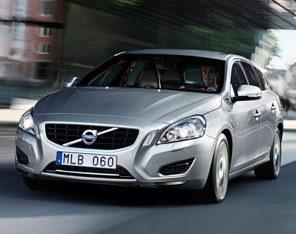 Productie dieselhybride Volvo V60 met stekker opgevoerd ...