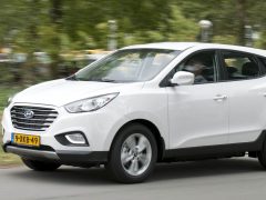 Rijden met de Hyundai ix35 FCEV (waterstof) ...