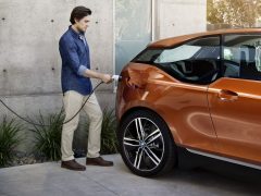 Kwart automobilisten overweegt  hybride of elektrisch rijden ...
